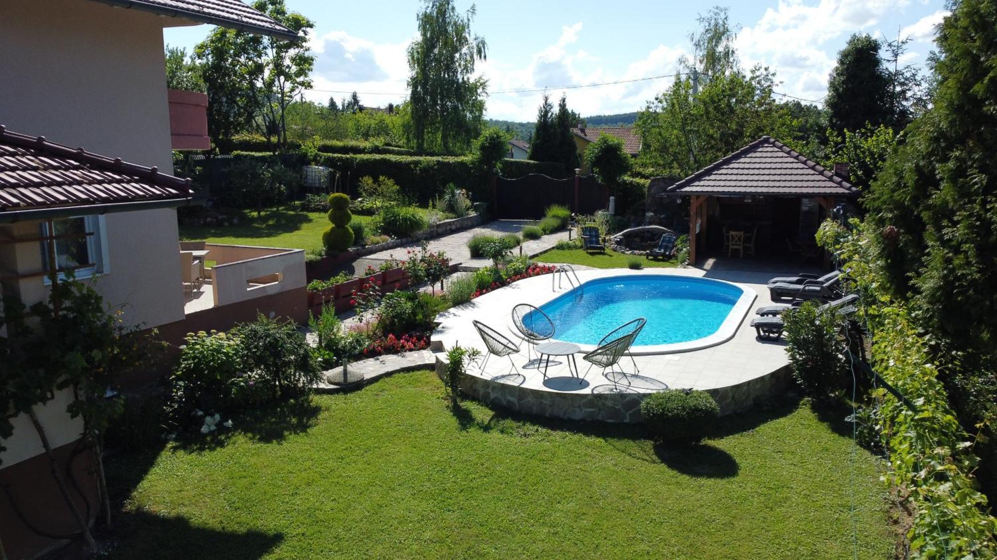 Villa Katarina With Pool Μπάνια Λούκα Εξωτερικό φωτογραφία